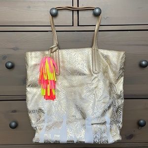 Lilly Pulitzer Reversible Shopper Tote Metallic Gold Elephant Print/Cork